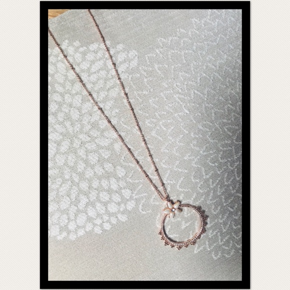 ✨KATE SPADE✨Authentic Rose Gold Floral Necklace - Picture 4 of 8